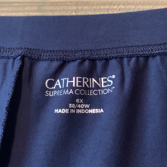 Catherine’s Suprema Collection size 6X navy stretchy Capris striped slits - Picture 5 of 5